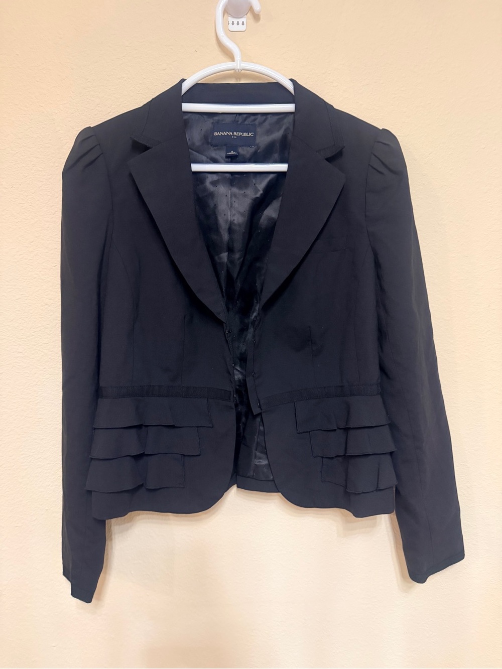 Banana Republic Black Women's Blazer with Layered Ruffle Hem, size 8